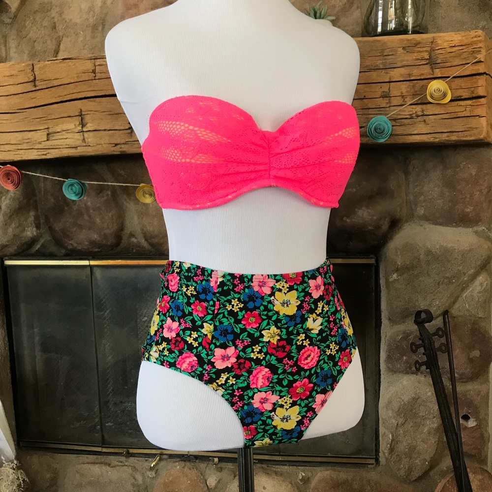 Bikini bottoms